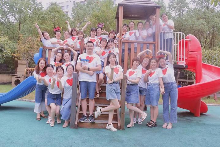 重塑小紅書的美好氛圍，傳遞正能量，倡導(dǎo)健康內(nèi)容