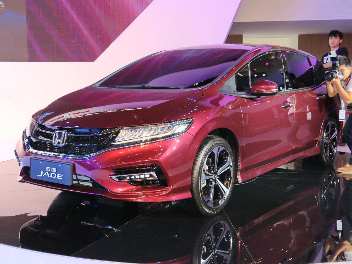 最新JD轎車，科技引領(lǐng)駕駛新體驗(yàn)